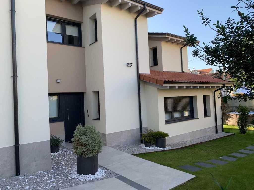 Adosadoduplex Marea Baja 3 Zona Playa Ideal Familias Parejas Y Amigos Llanes Exterior foto